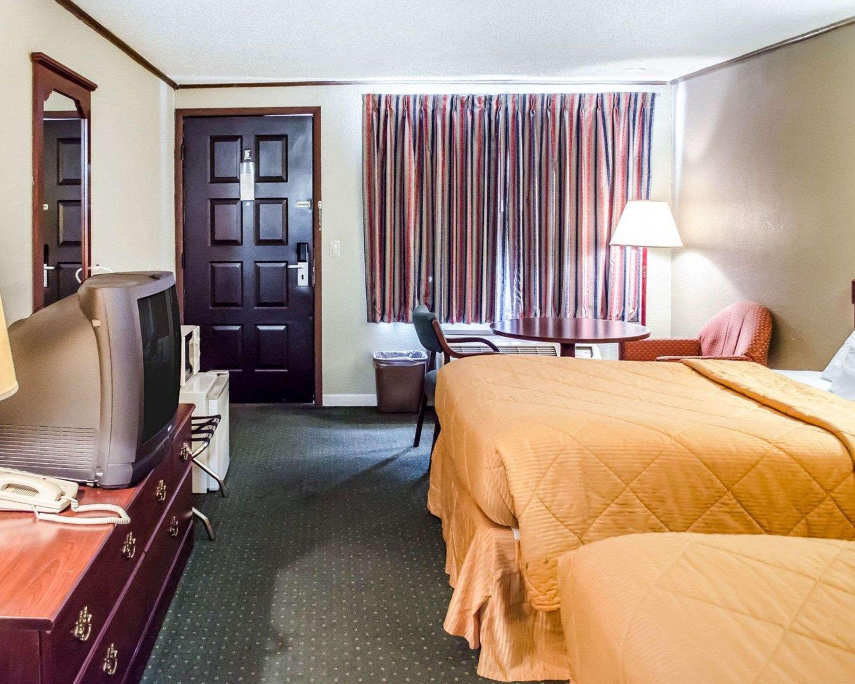 Rodeway Inn Carlisle Exteriör bild